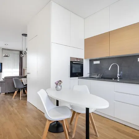 Apartment Breathless Basilika View Elegant Flat With Balcony Need Reservation X Free Parking *