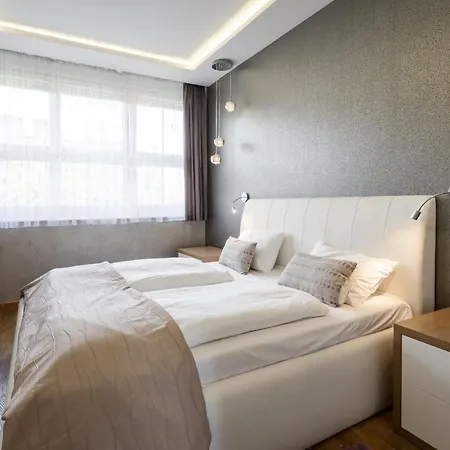 Apartment Breathless Basilika View Elegant Flat With Balcony Need Reservation X Free Parking Budapest