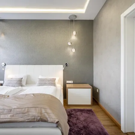 Breathless Basilika View Elegant Flat With Balcony Need Reservation X Free Parking * Budapest