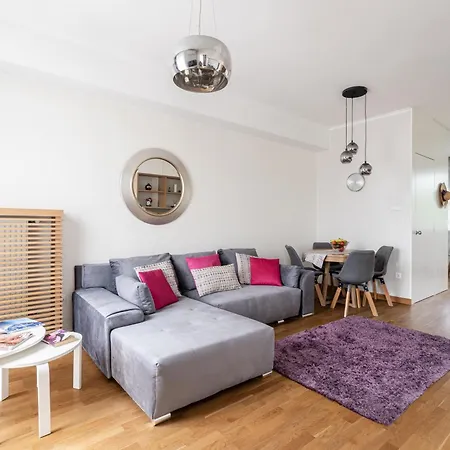 Breathless Basilika View Elegant Flat With Balcony Need Reservation X Free Parking * Budapest