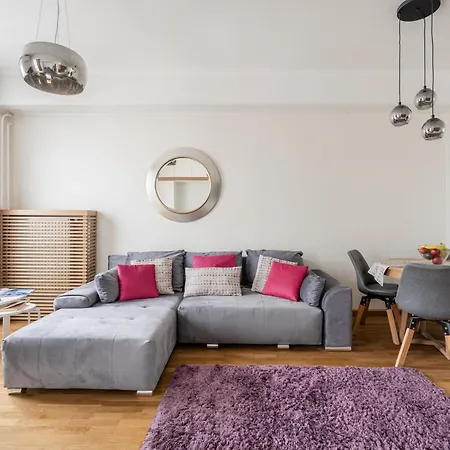 Breathless Basilica View Elegant Flat With Balcony Need Reservation X Free Parking Budapest