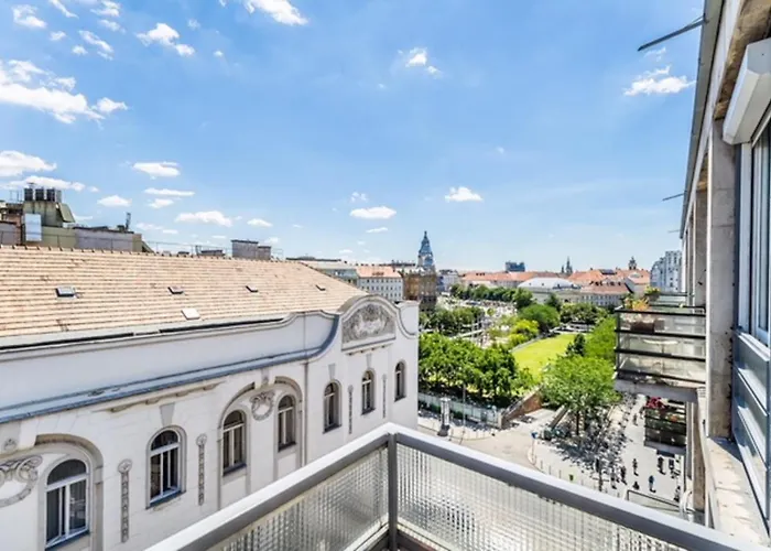 Breathless Basilica View Elegant Flat With Balcony Need Reservation X Free Parking Budapest
