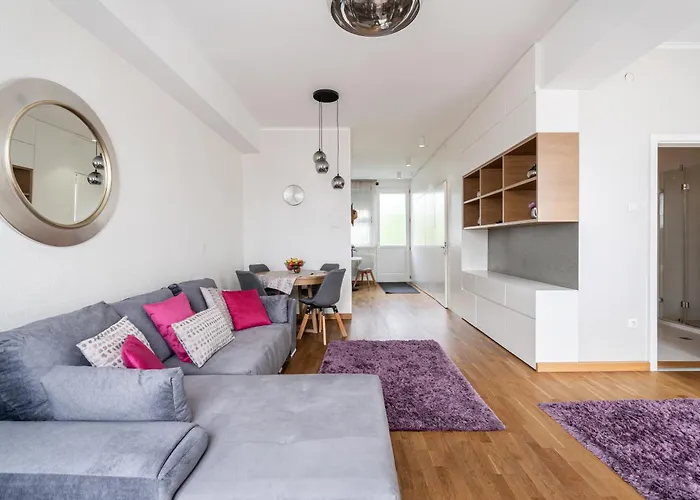 Breathless Basilica View Elegant Flat With Balcony Need Reservation X Free Parking
