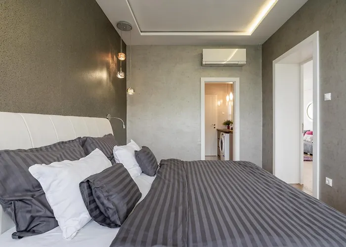 Breathless Basilica View Elegant Flat With Balcony Need Reservation X Free Parking Budapest